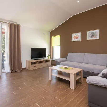 Two-bedroom In Holiday home