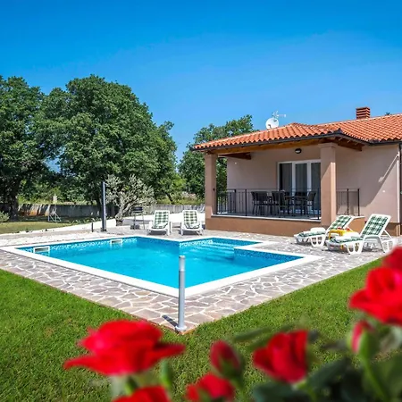 Holiday home Beautiful In Vodnjan With Kitchen *